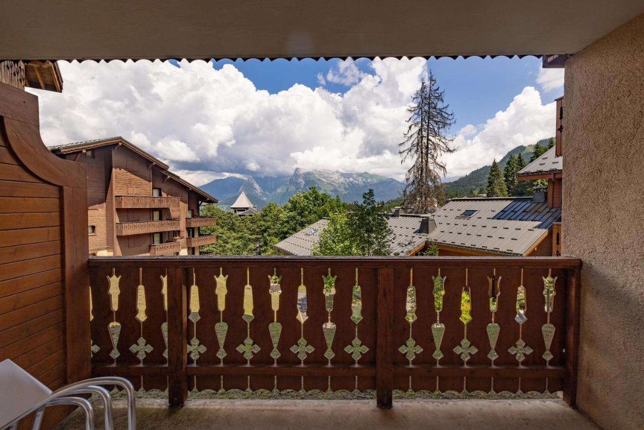 1100 Skis Aux Pieds Apartment *