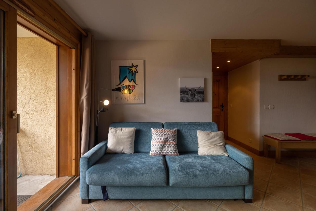 Apartment 1100 Skis Aux Pieds